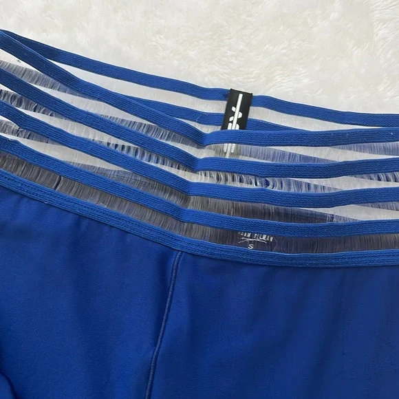 Blue workout set - Picture 2 of 2